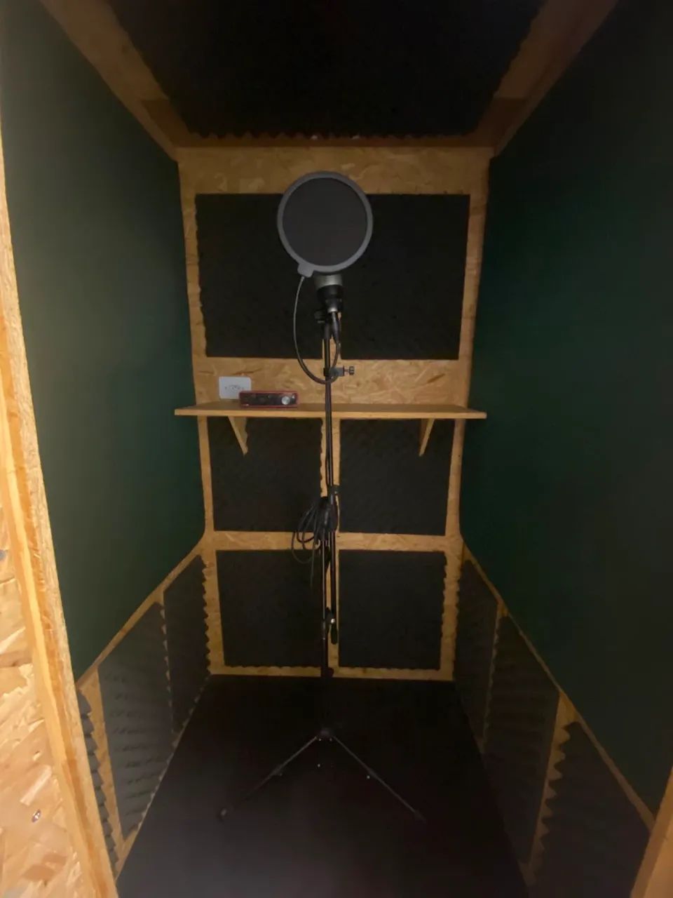 Cabine Acústica em Pinus e OSB - Foto 4