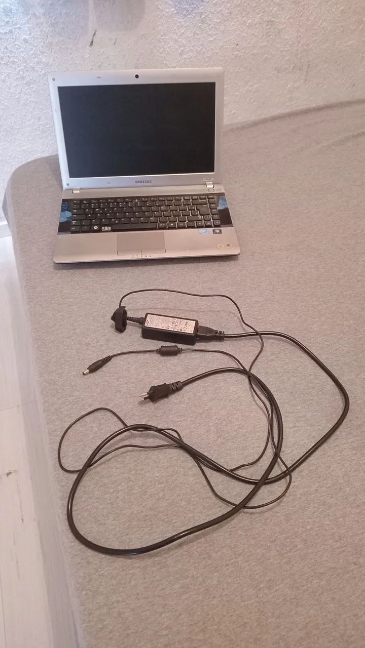 Notebook Samsung + Carregador - Funcionando!