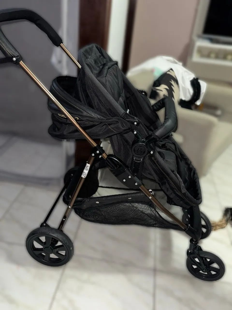 Carrinho e cadeirinha de bebê  - Foto 2