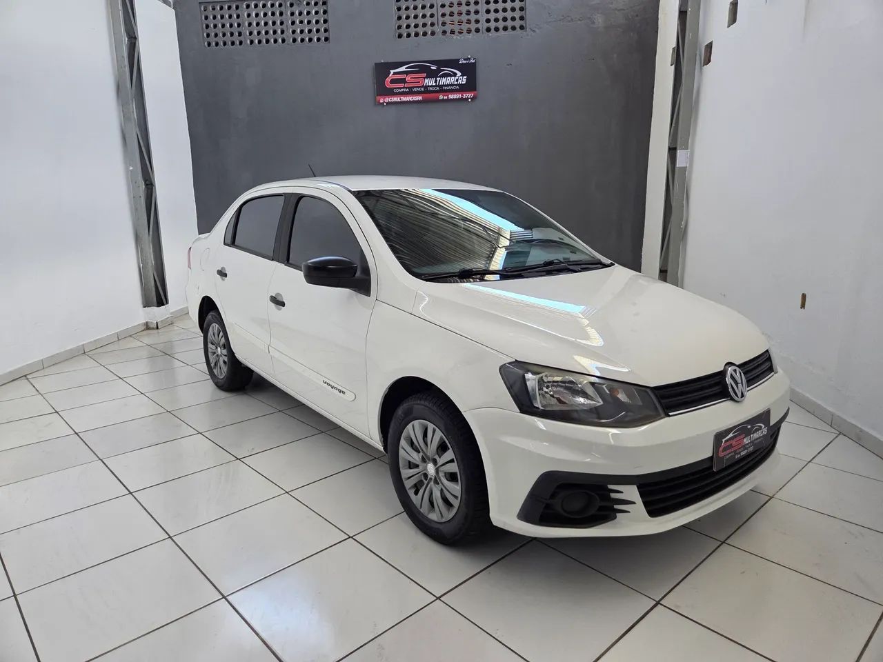 Volkswagen Voyage VOYAGE Trendline 1.6 T.Flex 8V 4p 2017