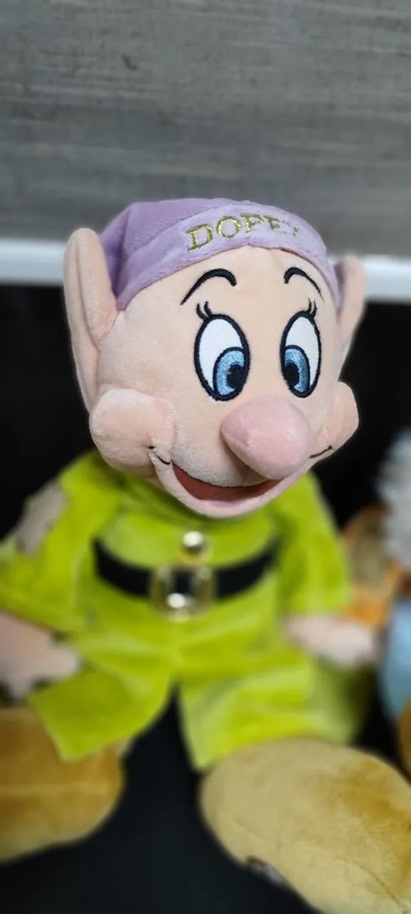 Coleção Disney Pelucia os 7 anões  - Foto 5