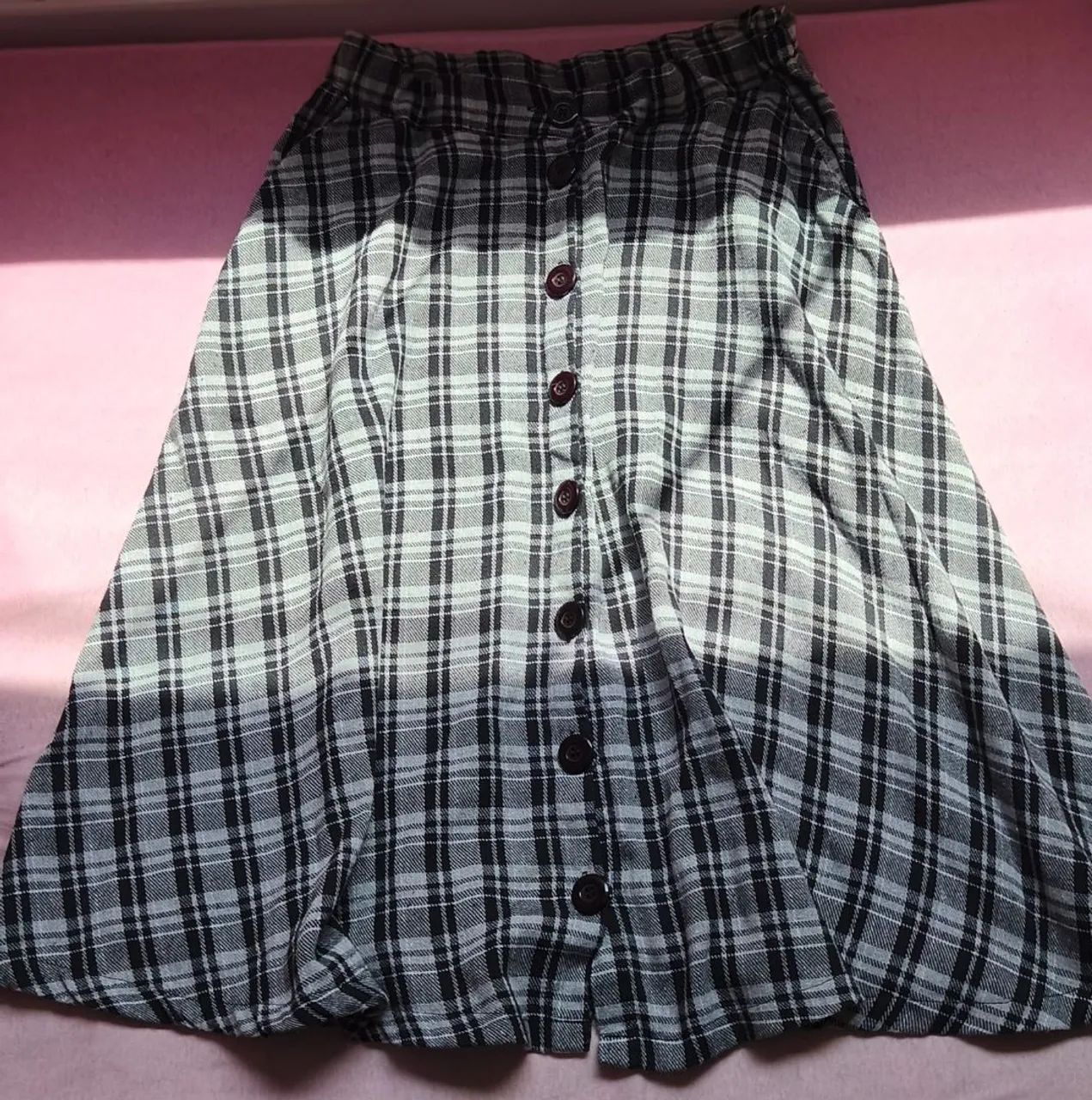 Lote de roupas seminovas - Foto 5