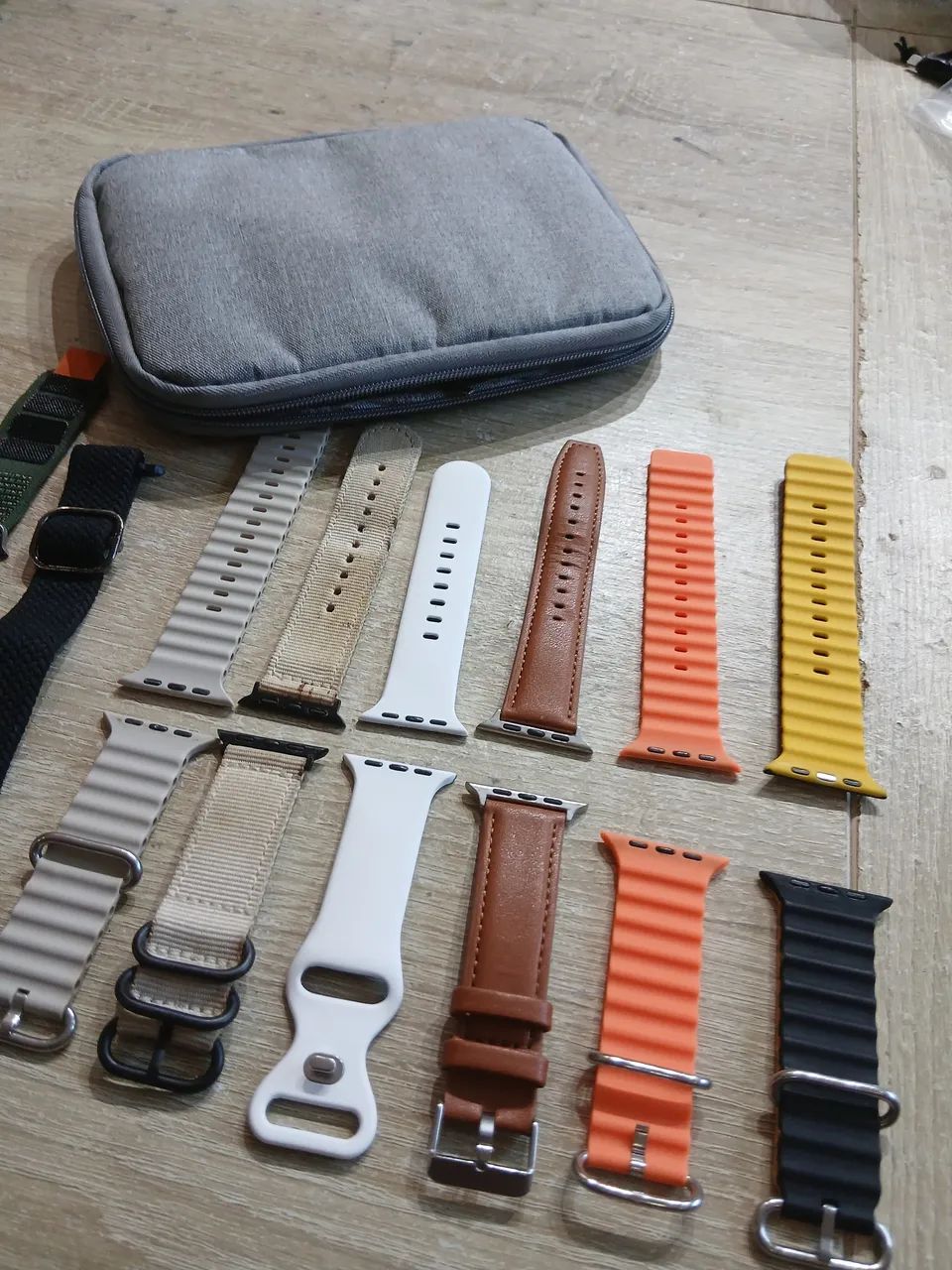 Kit Pulseiras Apple Watch c/ Carregador e Case  - Foto 4