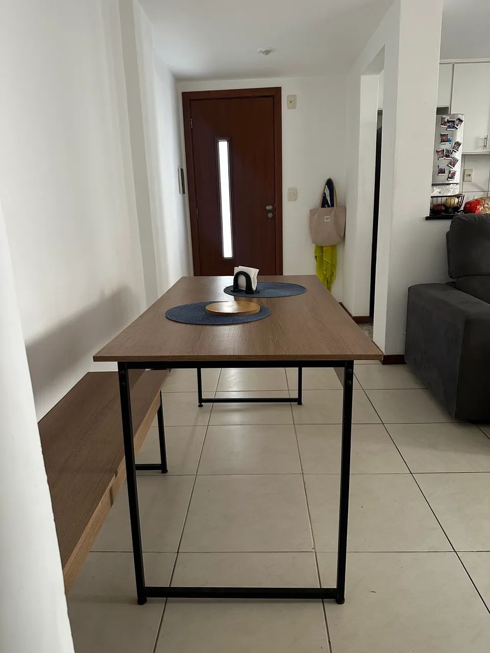 Mesa de jantar + 2 bancos  - Foto 4