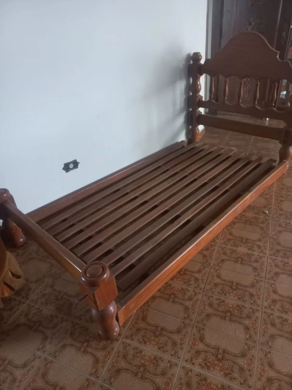 Cama De Madeira Antiga Viúvo Em Ótimo Estado / -- Act