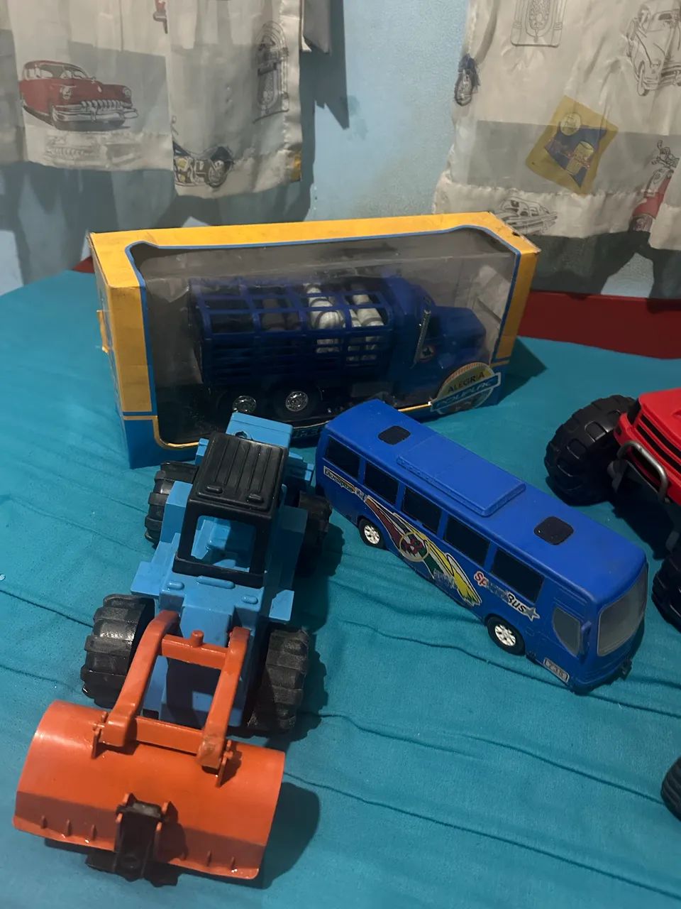 Carrinhos de brinquedo  - Foto 2