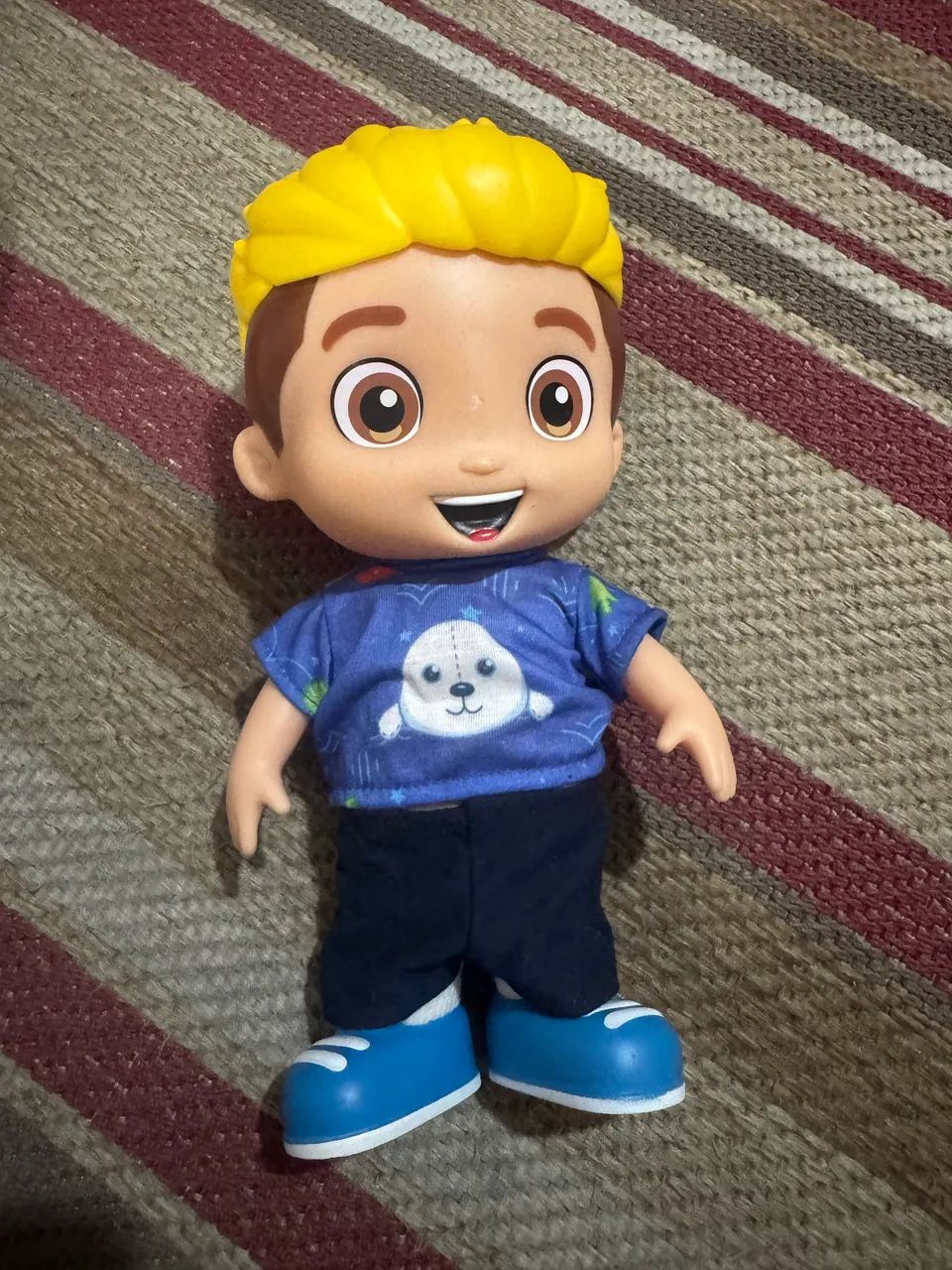 Boneco Luccas Neto