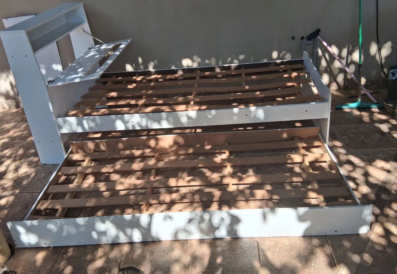 Cama infantil de solteiro