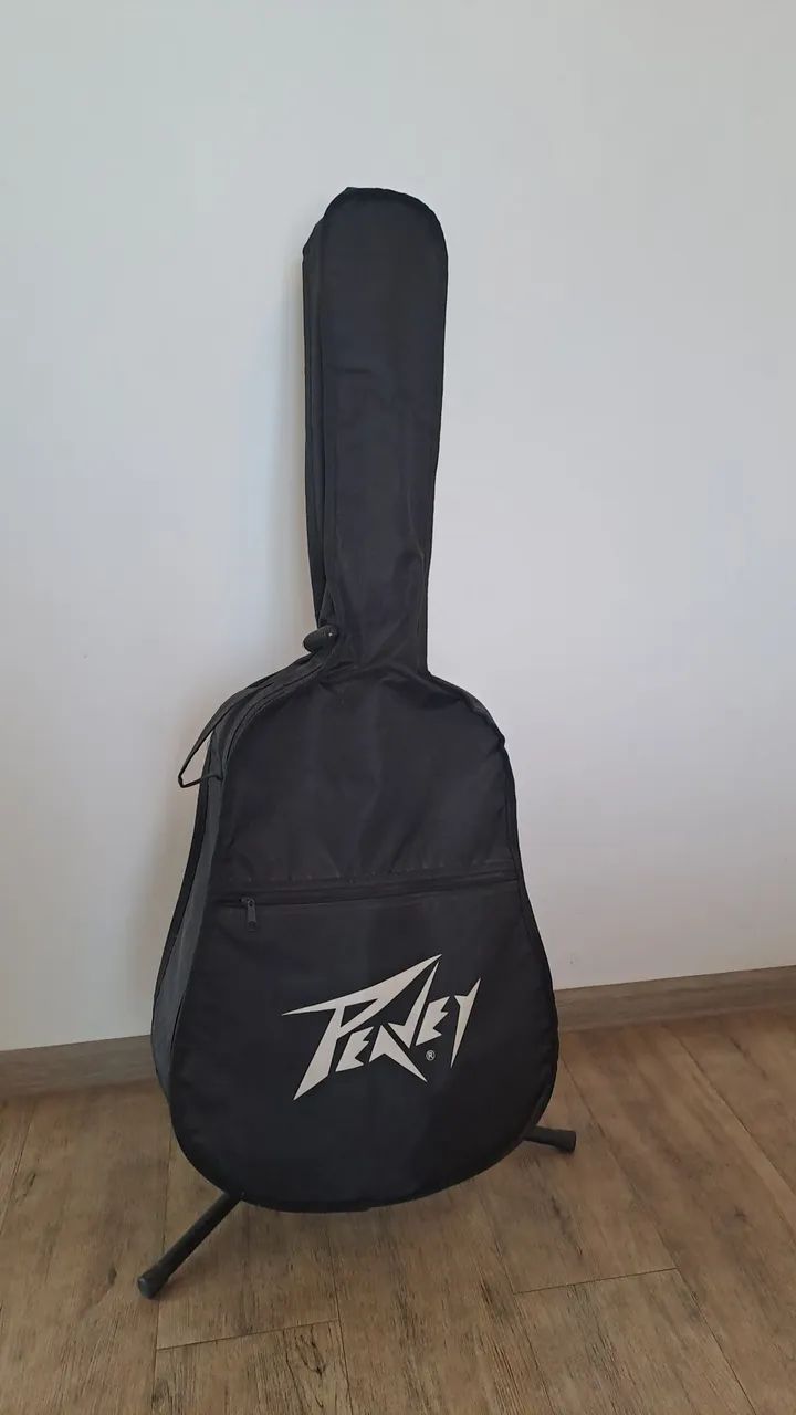Violão acústico Peavey com capa e tripé - Foto 2