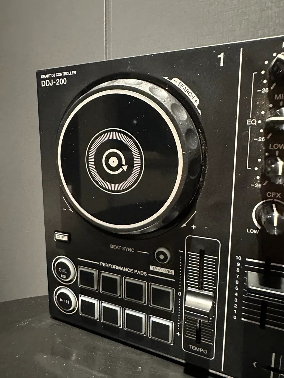 Controladora Pioneer DDJ 200 semi nova na caixa original