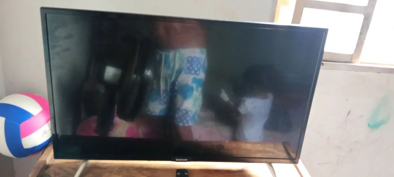 Vendo TV smart Android e Bluetooth 32 polegada funcionando perfeitamente não entrego  - Foto 3