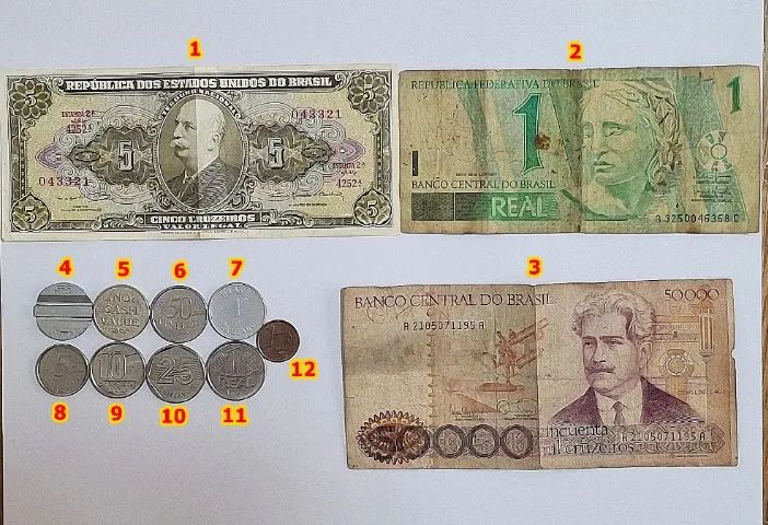 Cedulas e moedas antigas. Décadas de 1960, 1980 e 1990
