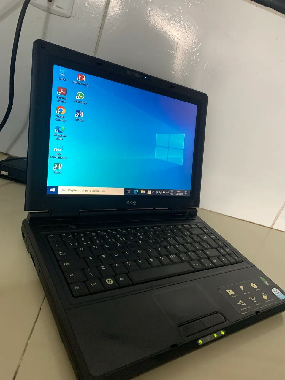 Notebook semi novo original  - Foto 4