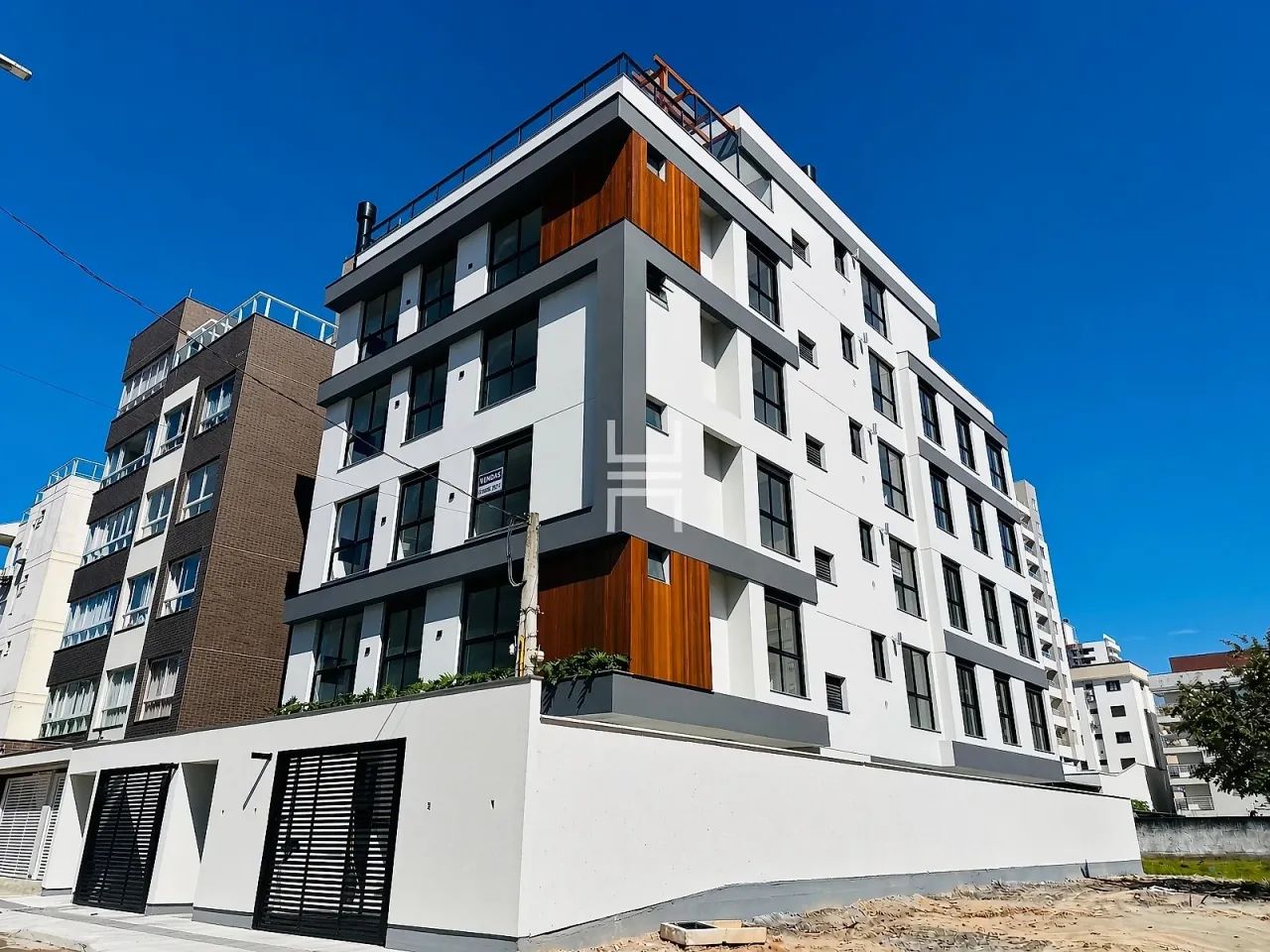 Apartamento na Pedra Branca, com 3 dormitórios sendo 1 suíte - Foto 3