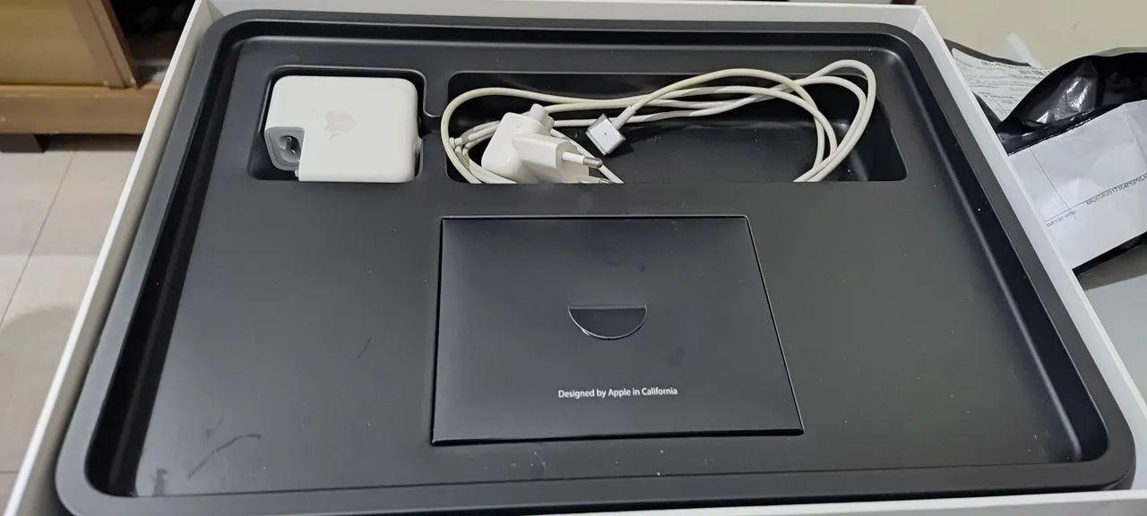 MacBook Air 13インチ 2015 i5 充電器付 MacBook Air 13