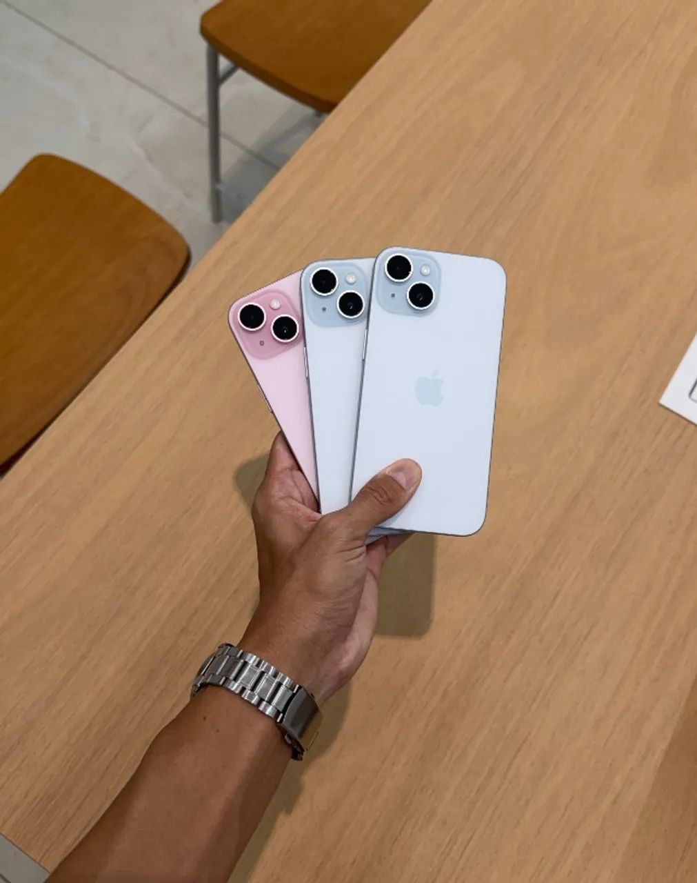 IPHONE 15 128GB SEMINOVO