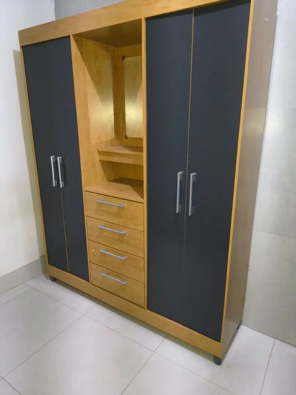 Guarda-roupa