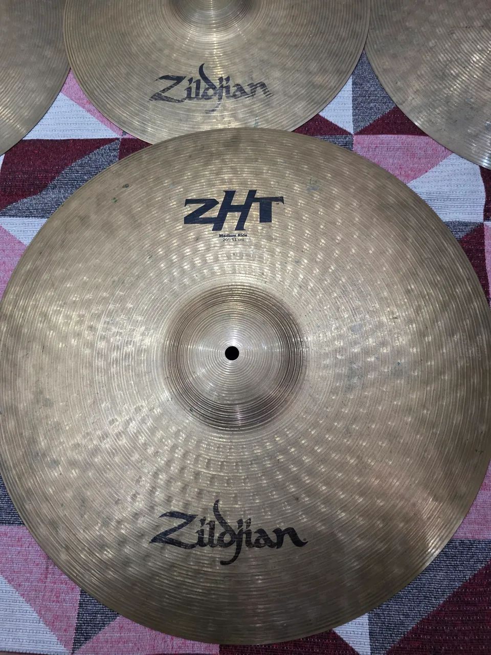 Kit de pratos Zildjan ZHT - Instrumentos musicais - Jardim