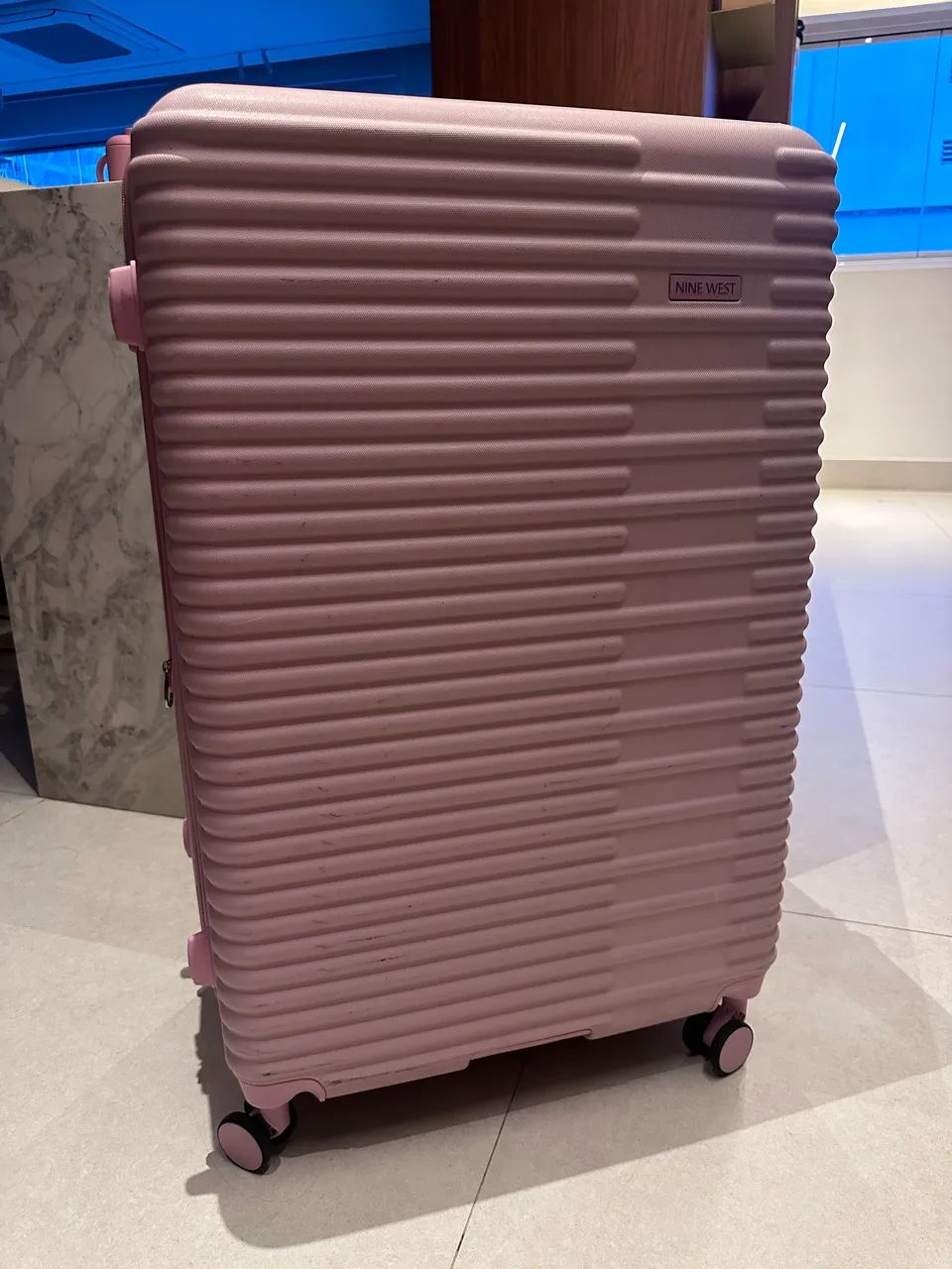 Mala viagem rosa