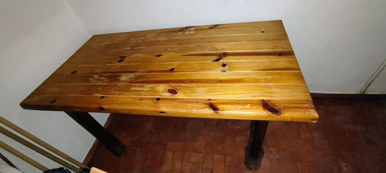 Mesa de madeira 1,40 x 0,70