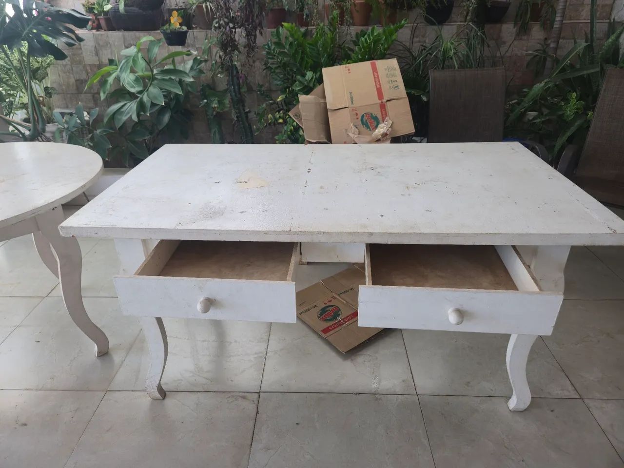Vende-se 2 mesas de decoração  - Foto 2