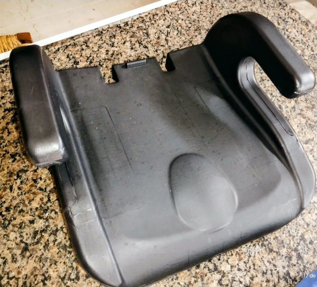 ASSENTO INFANTIL DE ELEVAÇÃO PARA CARRO  - Foto 4