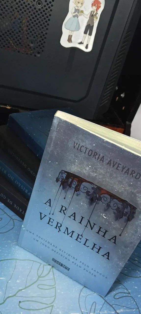Vende-se Box de livros A Rainha Vermelha - Livros e revistas