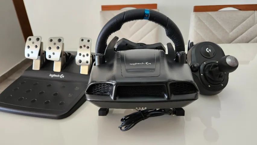 Logitech G29 Driving Force + Câmbio e Pedais ? Impecável - Foto 2