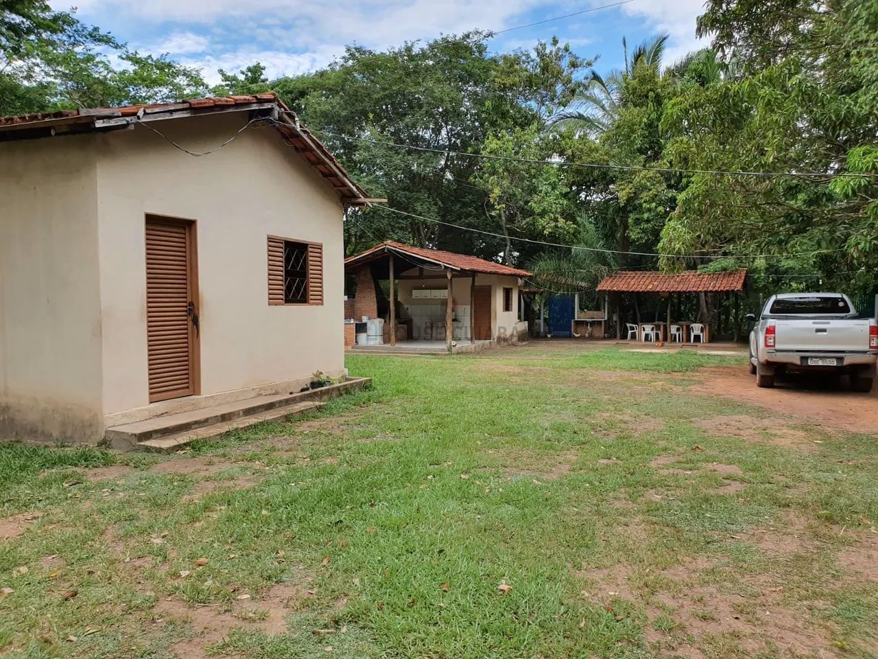 Vendo  chácara à beira do rio distrito de Águaçu  Cuiabá MT - Foto 4
