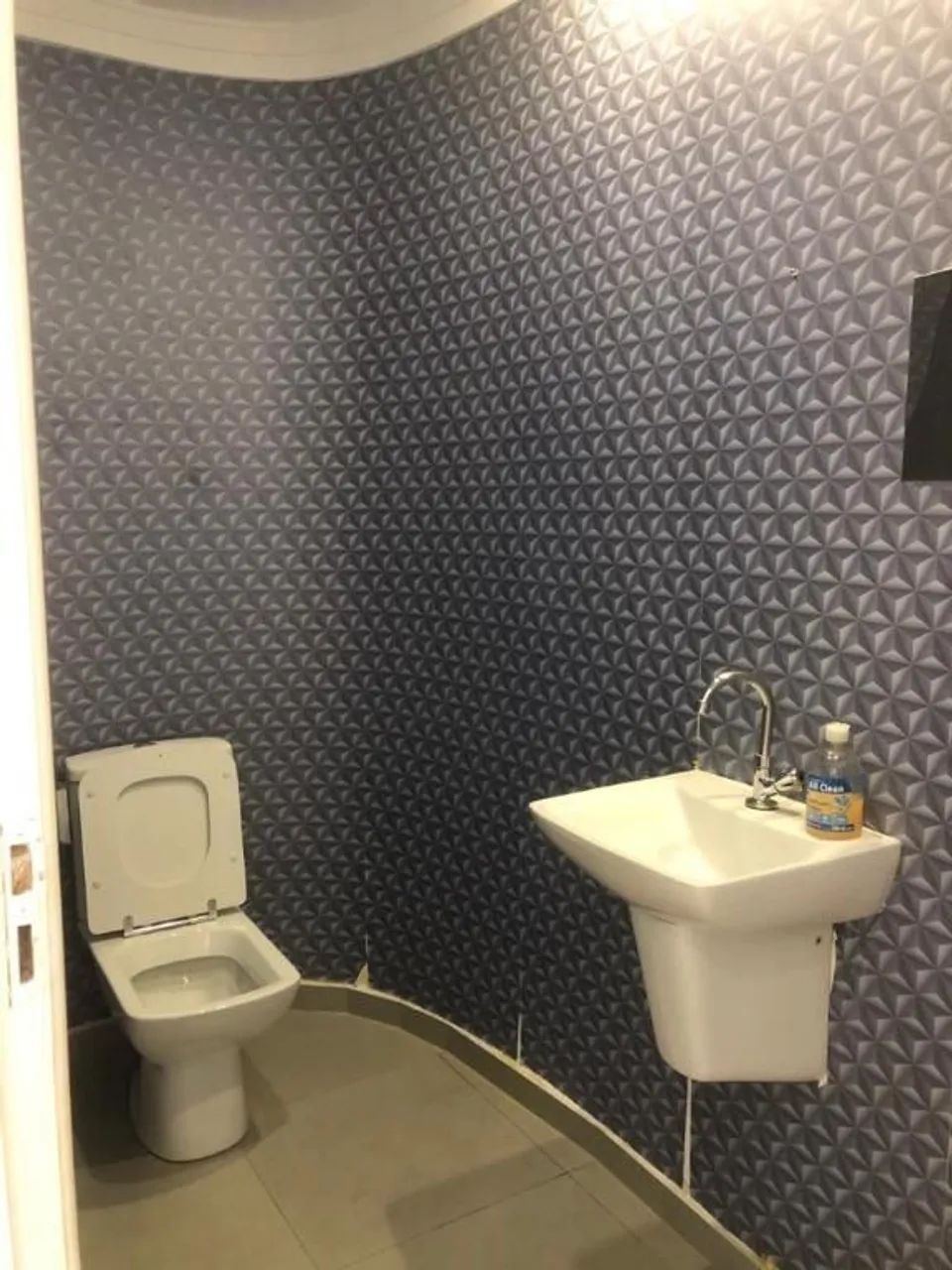 Prédio Comercial no Jardim Avelino com 10 Salas  Confira! - Foto 4