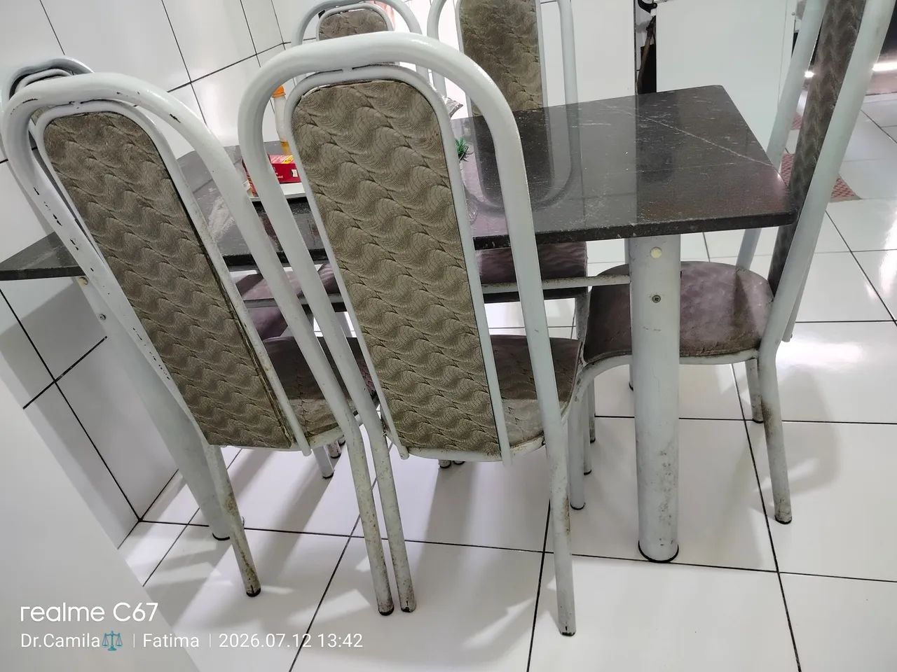 Mesa de Jantar de Granito com 6 Cadeiras (Preço de Desapego) - Foto 2