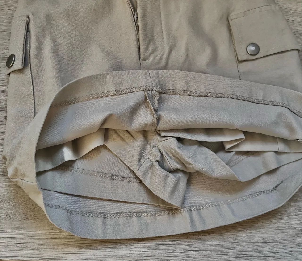 saia-short cargo bege, tamanho 14 - Foto 4