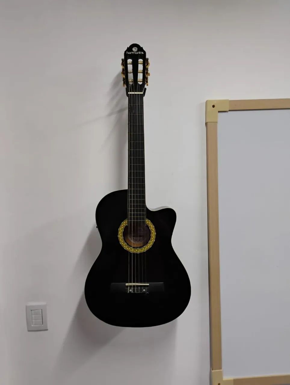Violão elétrico R$440