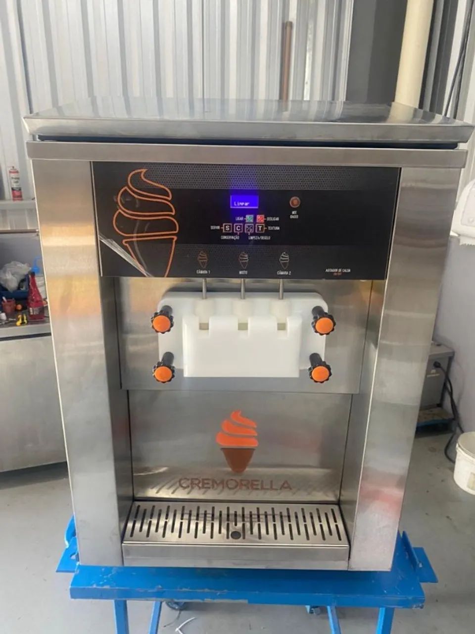 Máquina de sorvete expresso com batedor de milk shake acoplado  - Foto 3