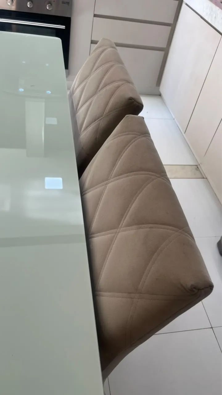 Mesa de jantar seminova - Foto 4