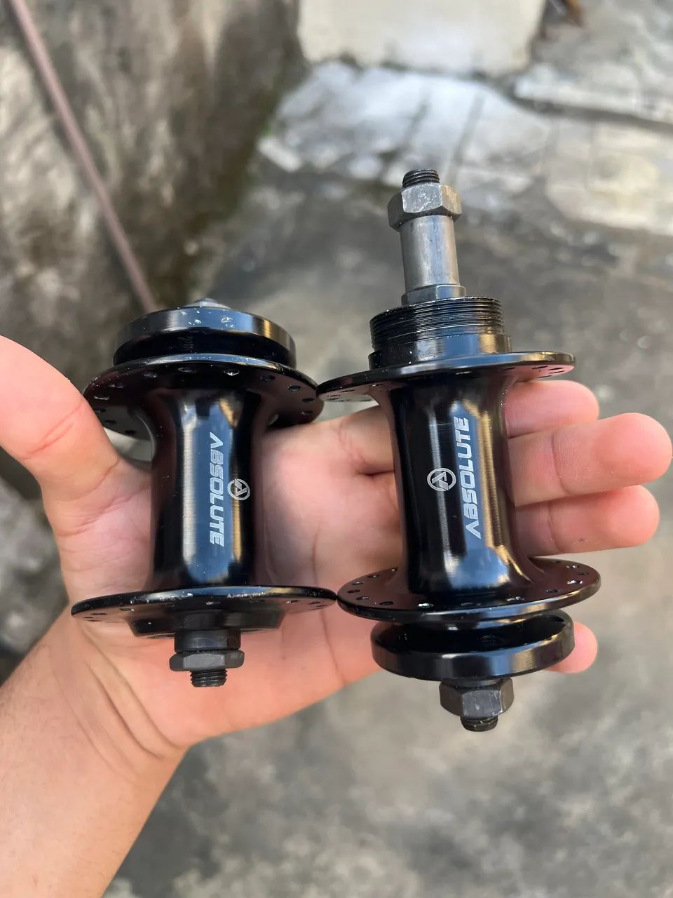 PAR DE CUBOS ABSOLUTE 36f
