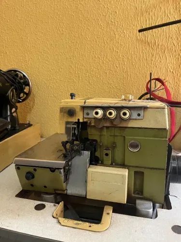 Overlock industrial  - Foto 2
