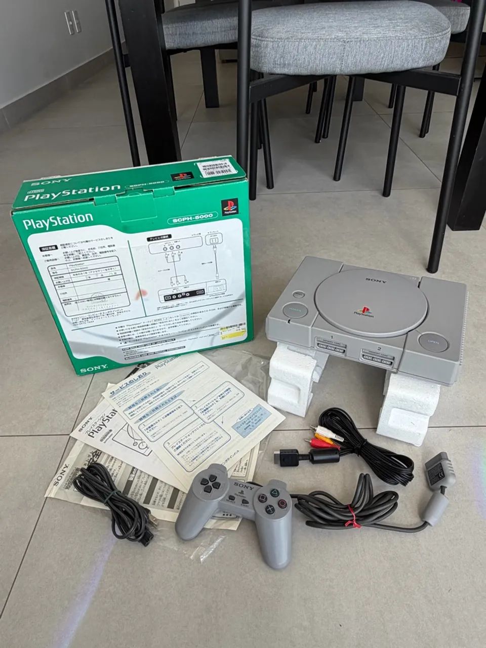 PlayStation 1 modelo SCPH5000 CIB - Foto 4
