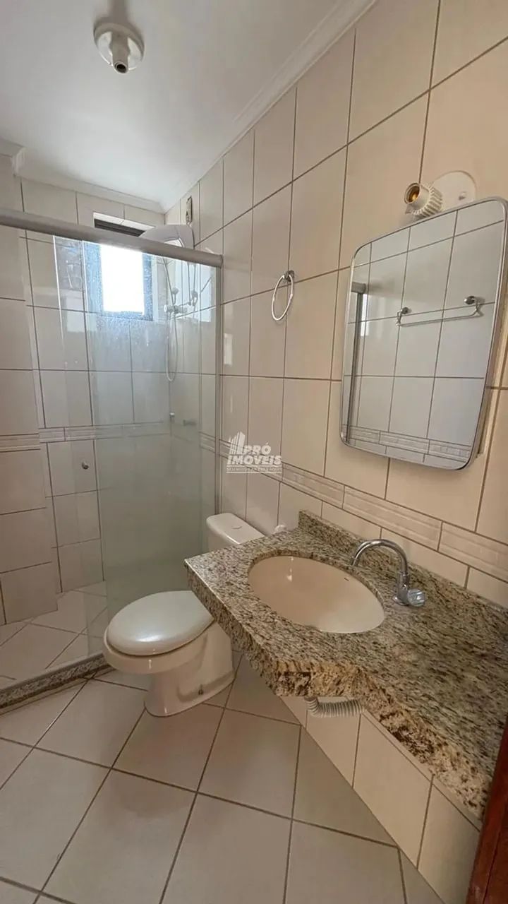 APARTAMENTO NO CENTRO, FRENTE, SACADA E CHURRASQUEIRA - Foto 11