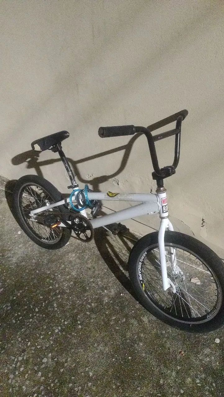 BMX de manobra - Foto 4