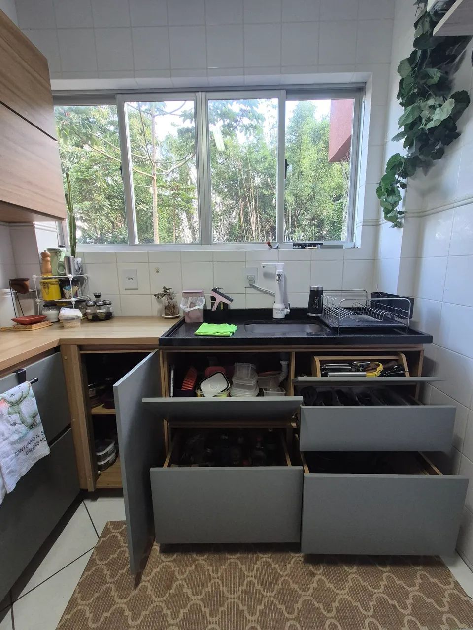 Saldão: rack, armário cozinha com fogão e movel pia - Foto 2