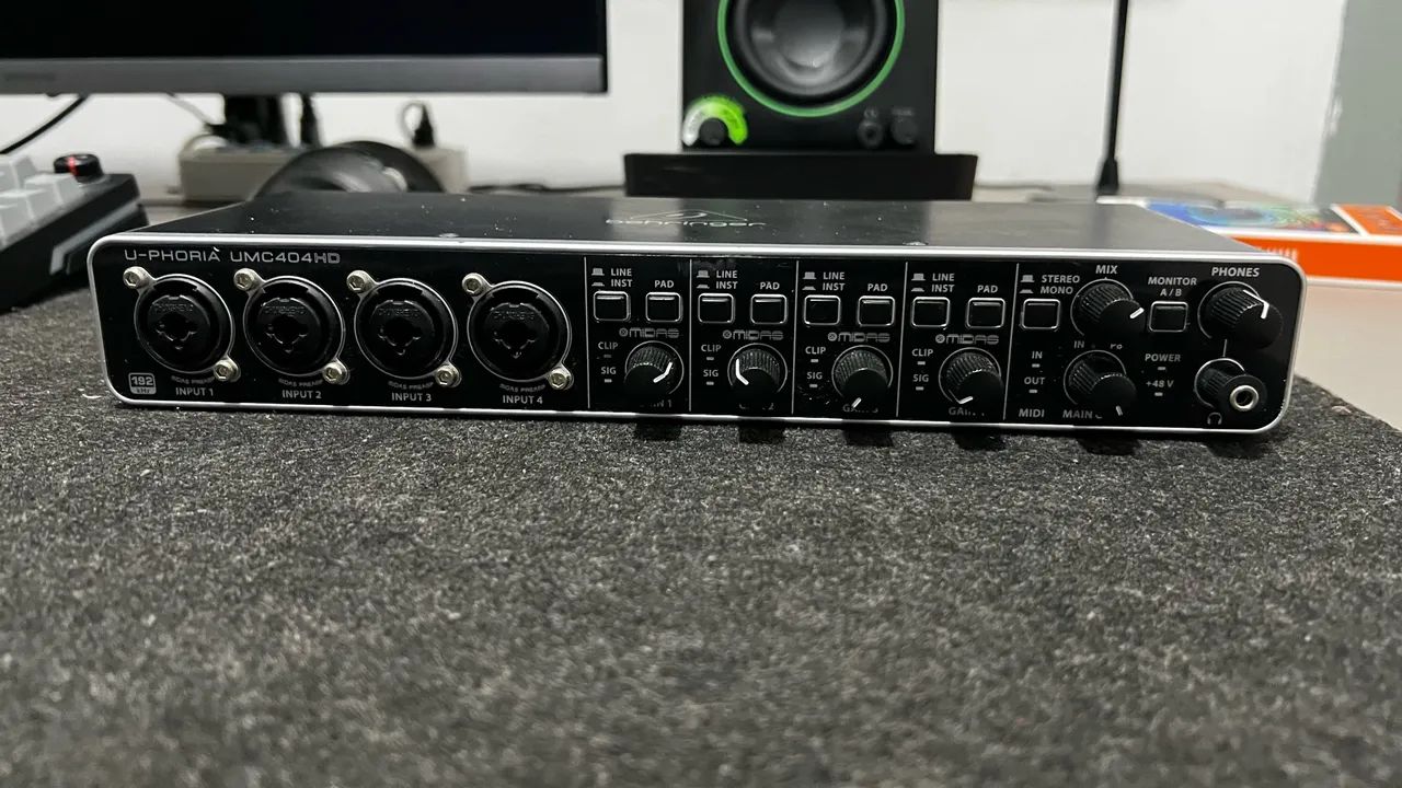 Interface de Áudio Behringer U-Phoria UMC404HD - Foto 3