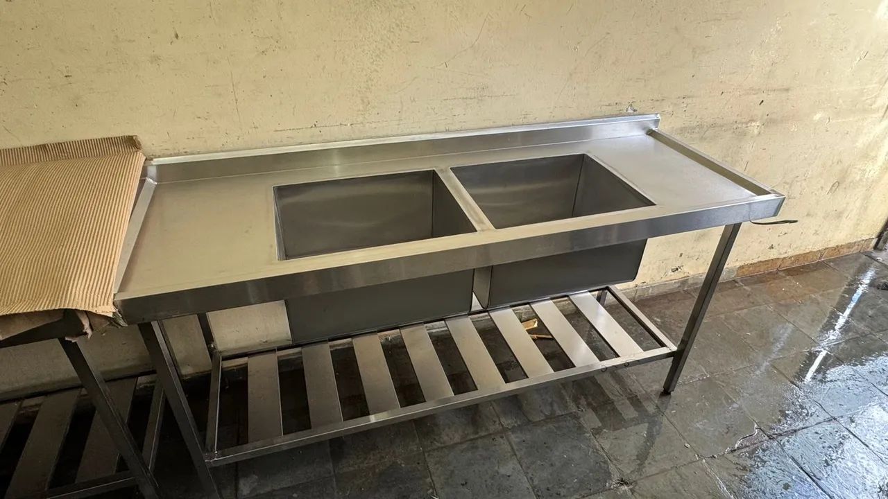 Pia de inox DUAS CUBAS 1,80 x 60  - Foto 2
