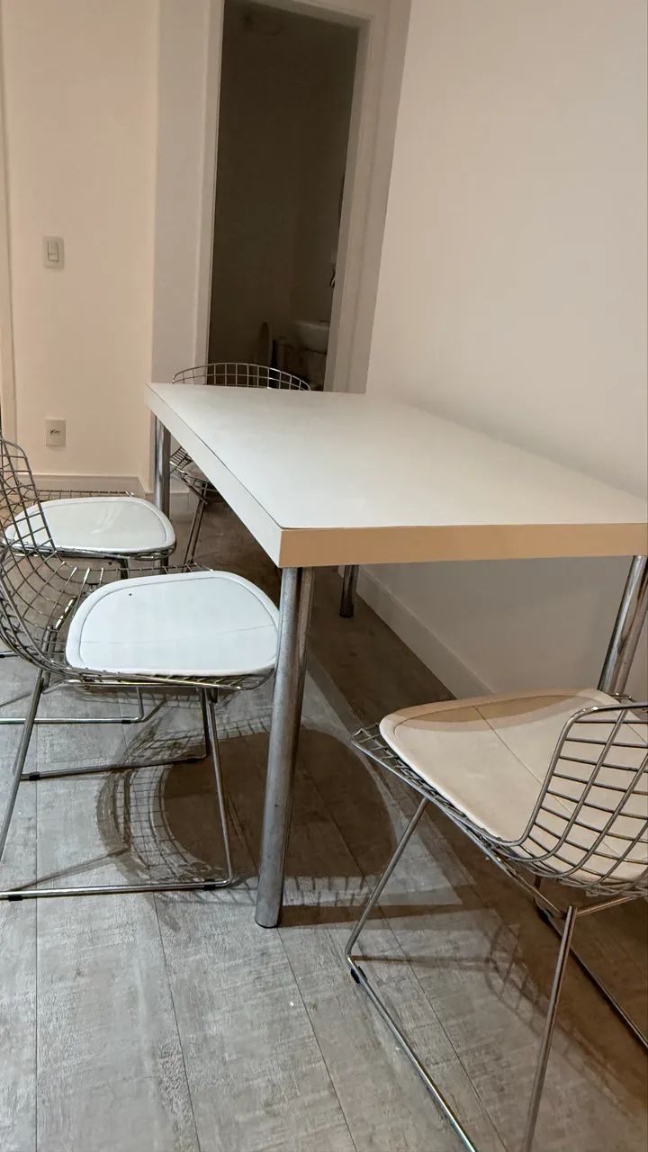 Mesa com 4 cadeiras - Foto 2