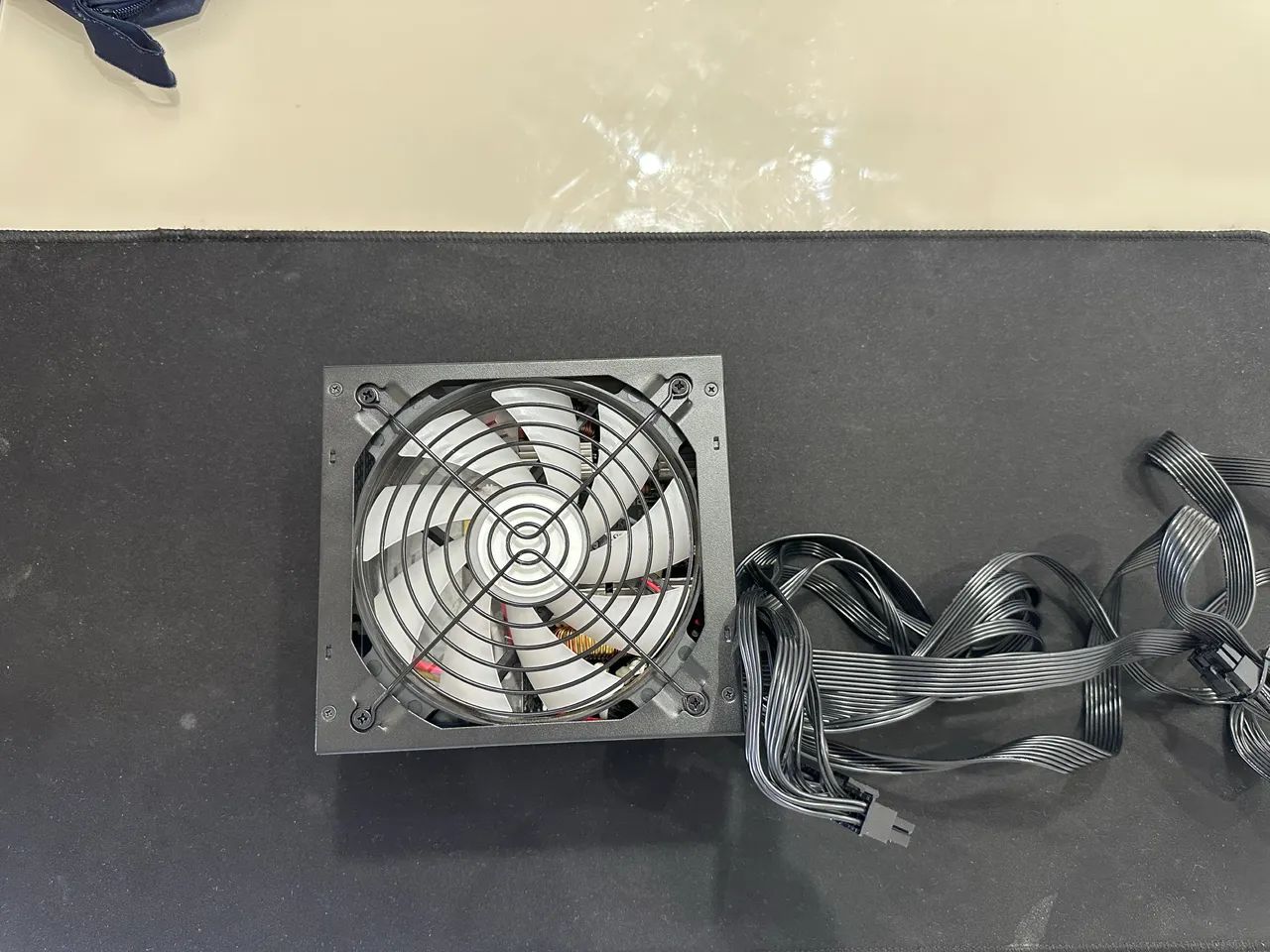 Fonte de pc 600w Duex Dx (80 PLUS BRONZE)