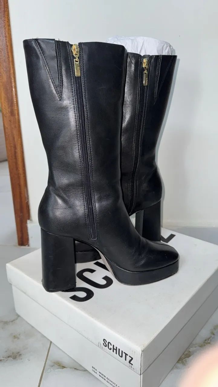 Bota em couro Shutz - Foto 2