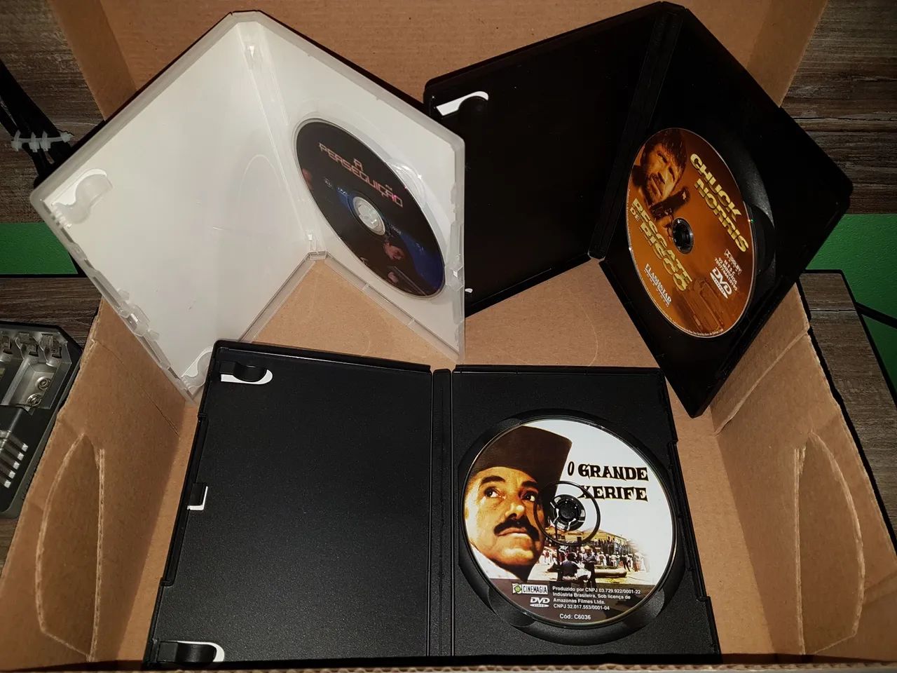 Lote de 13 filmes originais em DVD - Foto 4