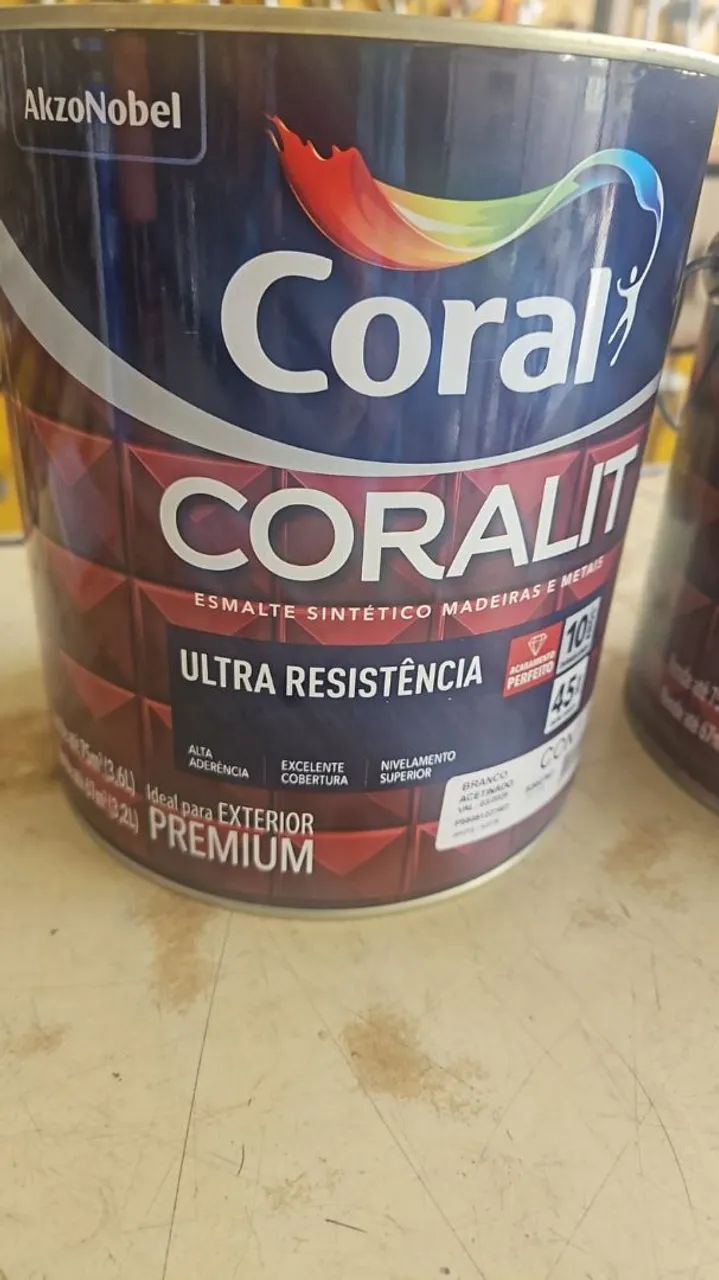 Vendo um galão lacrado novo de 3 litros e meio de tinta branco neve esmalte 80 reais  - Foto 2