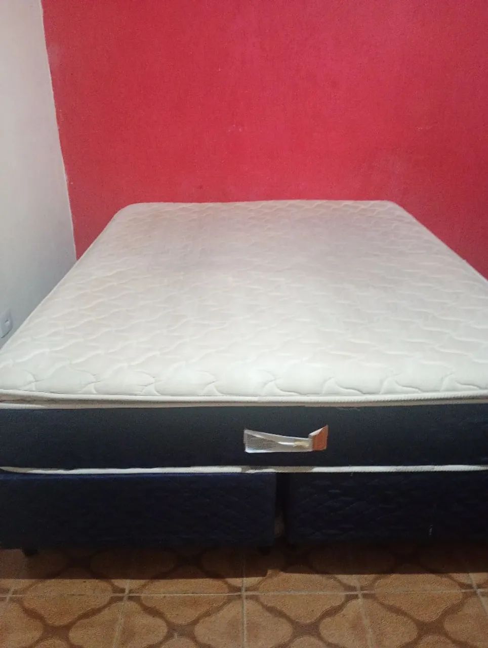 Cama Box completa Queen 