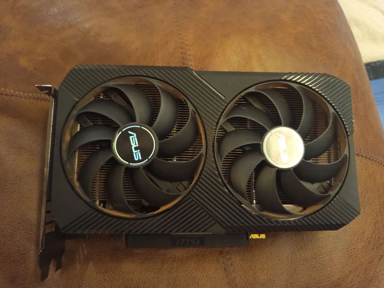 Vendo placa de vídeo Asus Dual GEFORCE RTX 3060 TI MINI V2 - Foto 2
